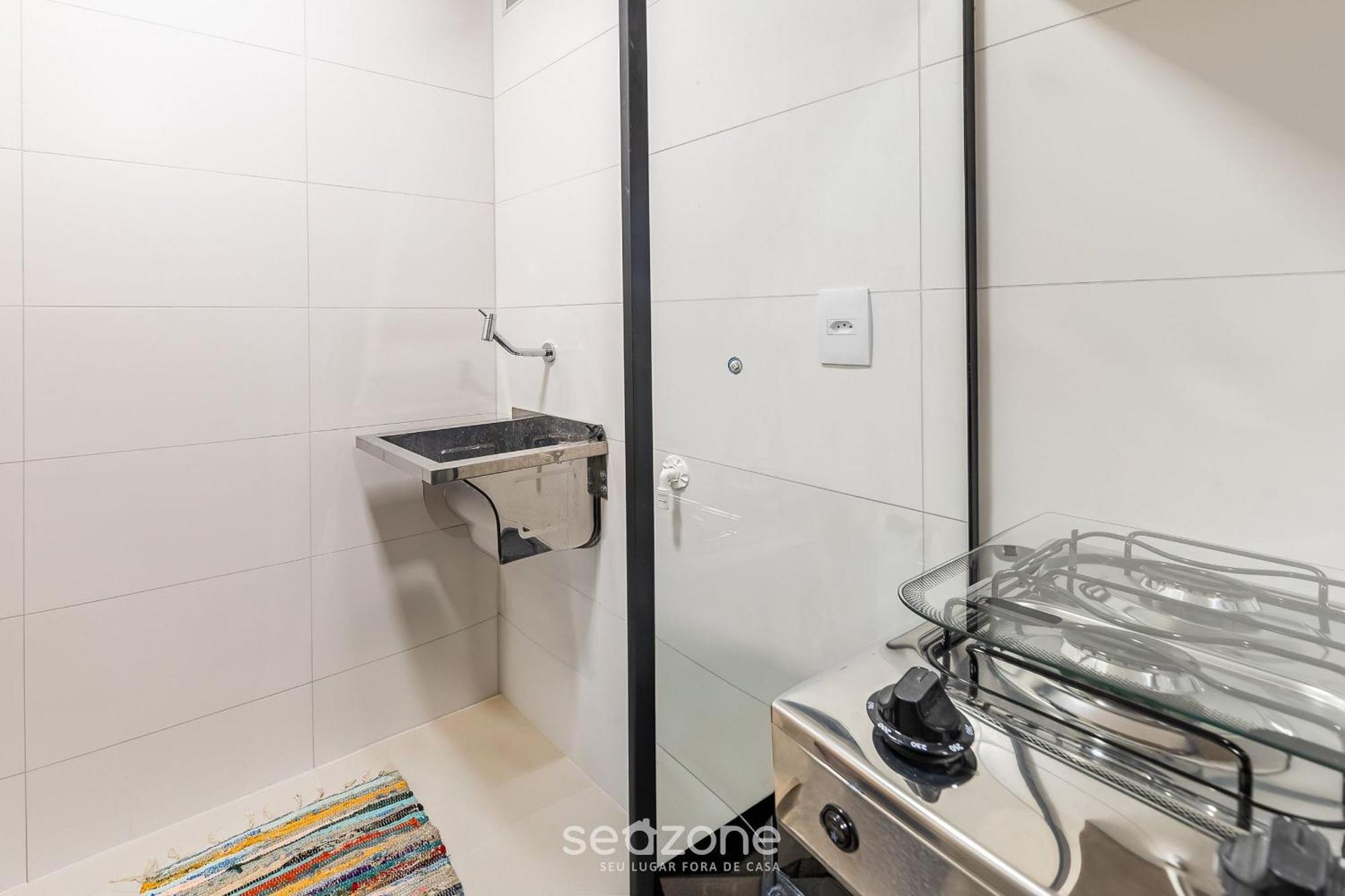Apartamento Apto Em Predio C/ Piscina E Churrasq. Sli0715 *